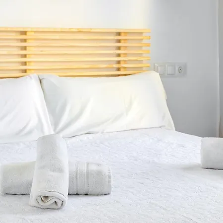 Oleholidays 515 Romana Playa Junto A La Playa Apartamento *